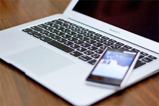 最近はやりのレスポンシブWebデザインとは